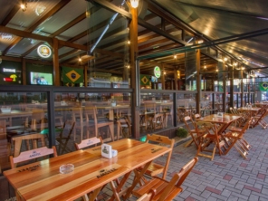 Foto de Barão - Chopp, Cozinha e Conversa em Joinville, SC por Solutudo