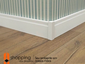 Rodapé em Poliestireno (PVC)