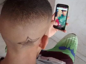 Foto de Barbearia do Tião em Caraguatatuba, SP por Solutudo