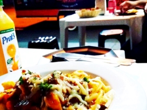 Foto de Gourmet na Rua em Jundiaí, SP por Solutudo