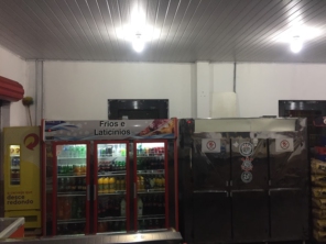 Foto de MINÃ SPORT BAR em Santa Cruz do Rio Pardo, SP por Solutudo
