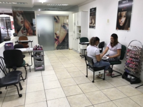 Foto de Salão 2000 Unissex Cabeleireiros em Foz do Iguaçu, PR por Solutudo