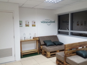 Foto de Espaço Vida Saudável Herbalife - Edifício Helbor em Jundiaí, SP por Solutudo