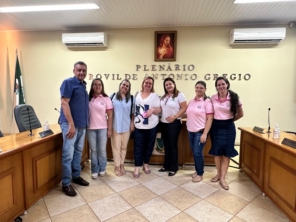 Objetivo: 
Apresentar benefícios do acolhimento em família acolhedora