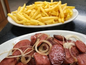Foto de Pizzaria Bom Demais em Jundiaí, SP por Solutudo