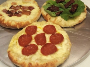 Foto de Pizzaria Bom Demais em Jundiaí, SP por Solutudo