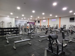 Foto de Corpus Academia em Mineiros, GO por Solutudo