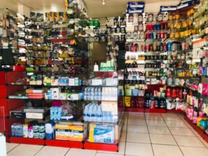 Foto de Drogaria Mônica em Mineiros, GO por Solutudo