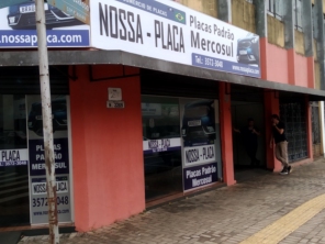 Foto de Nossa Placa - Placas para Veículos em Foz do Iguaçu, PR por Solutudo