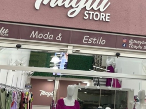 Ficamos no segundo andar da loja Thaylu Store