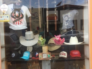 Foto de Loja do Cowboy em Santa Cruz do Rio Pardo, SP por Solutudo