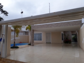 Nós da RS pinturas estamos a mais de 5 anos no mercado, e temos qualidade em nossos serviçoes e preço justo para quem busca nosso trabalho. Temos comprometimento em tudo pra deixar a sua casa mais bonita e aconchegante. Fazemos o seu orçamento sem compromisso e temos muito mais vantagens pra você! Realizamos acabamentos com textura, grafiato, marmorizato, toque de brilho, pintura de telhado, de madeiras e ferragens em geral.