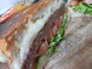 Foto de Burguer & HotDog em Itatiba, SP por Solutudo