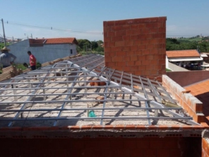 Foto de TETTO Coberturas em Tietê, SP por Solutudo