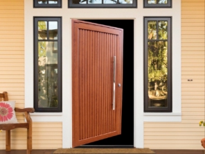 Porta Pivotante Ripada Amadeirada