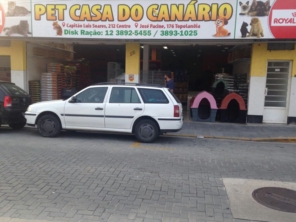 Foto de Casa do Canário Lj 2 em São Sebastião, SP por Solutudo