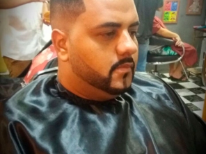 Foto de Barbearia Don Hermanos em Caraguatatuba, SP por Solutudo