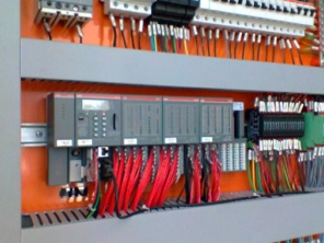 Foto de OzicraN Eletrotécnica em Botucatu, SP por Solutudo