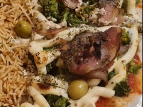 Foto de Poleti Pizzaria & Esfiharia em Santa Cruz do Rio Pardo, SP por Solutudo