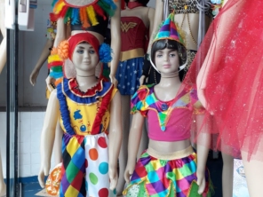 Foto de KL Fantasias em Praia Grande, SP por Solutudo