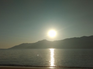 Foto de Abricó Beach Hotel em São Sebastião, SP por Solutudo