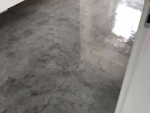 Foto de CQ Decor - Cimento Queimado em Jundiaí, SP por Solutudo