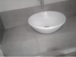 Foto de Casa do Porcelanato FB em Adamantina, SP por Solutudo