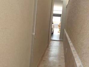 Foto de Casa do Porcelanato FB em Adamantina, SP por Solutudo