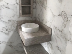 Foto de Casa do Porcelanato FB em Adamantina, SP por Solutudo