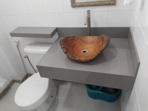 Foto de Casa do Porcelanato FB em Adamantina, SP por Solutudo