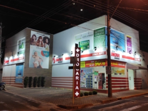 Foto de Natfarma Rede Inova em Lençóis Paulista, SP por Solutudo