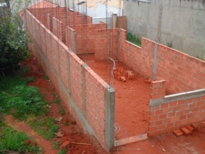 Foto de Finit Empreendimentos em Botucatu, SP por Solutudo
