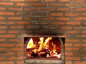 Foto de Pizzaria Madagascar em Avaré, SP por Solutudo