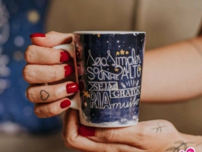 Seja simples, sonhe alto, seja grato, ria muito! A linha Galaxy é perfeita para começar o dia com boas energias!