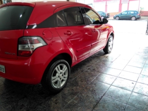 Foto de Esteticar Garagem em Assis, SP por Solutudo