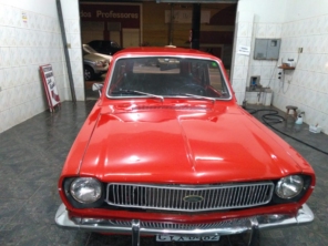 Foto de Esteticar Garagem em Assis, SP por Solutudo