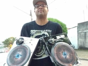 Foto de DJ Adriano Ribeiro em Jundiaí, SP por Solutudo