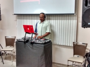 Foto de DJ Adriano Ribeiro em Jundiaí, SP por Solutudo