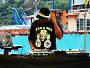 Foto de DJ Adriano Ribeiro em Jundiaí, SP por Solutudo