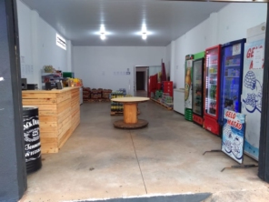 Foto de ADEGA DO LARINHA em Itápolis, SP por Solutudo