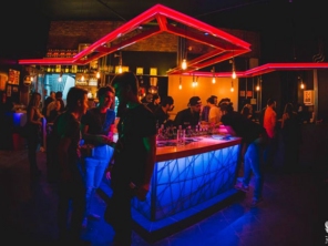 Foto de Adélia Pub em Tietê, SP por Solutudo