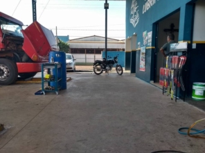 Foto de Fiote Center Lubrificantes em Santa Cruz do Rio Pardo, SP por Solutudo