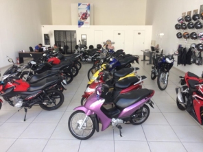 Foto de Moto Ativa Multimarcas em Itatiba, SP por Solutudo