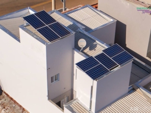 Foto de PROENGE 34anos Solar Fotovoltaica em Boituva, SP por Solutudo