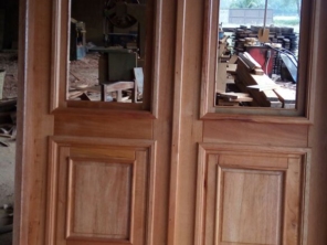 Foto de Casa das Portas em Dourados, MS por Solutudo