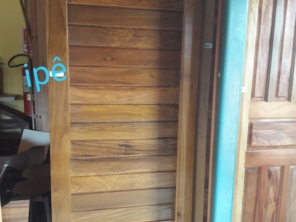 Foto de Casa das Portas em Dourados, MS por Solutudo