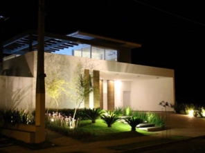 Foto de Aluvi Esquadrias em Bauru, SP por Solutudo