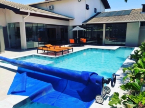 Foto de Piscinas & Cia Bauru em Bauru, SP por Solutudo
