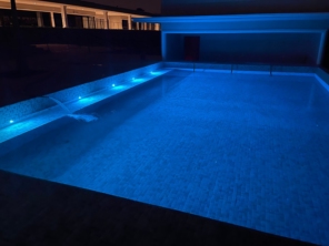 Foto de Piscinas & Cia Bauru em Bauru, SP por Solutudo