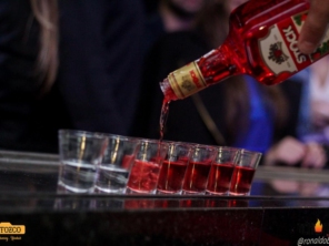 Foto de Tchupitos Shooter Bar em Joinville, SC por Solutudo